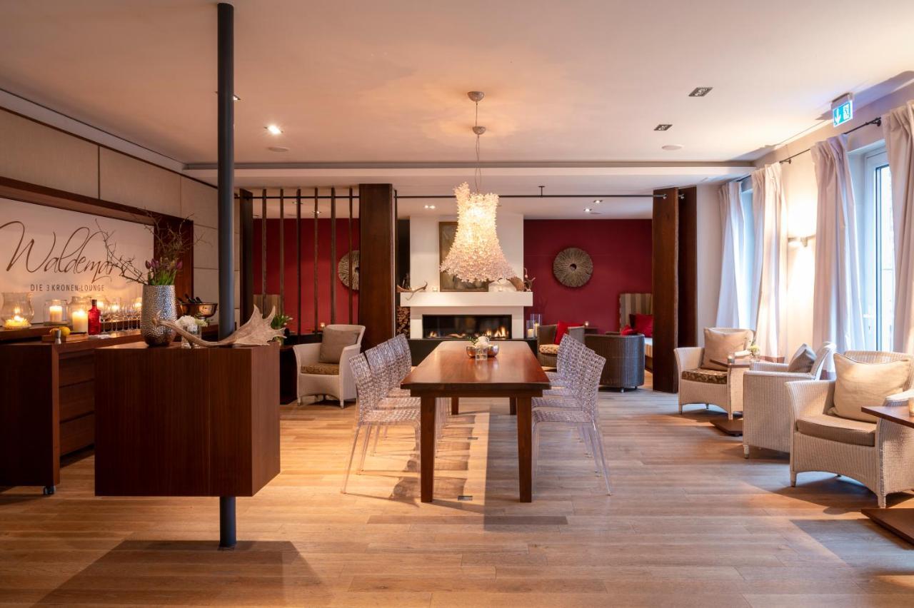 Landhotel 3Kronen Adelsdorf Exteriér fotografie